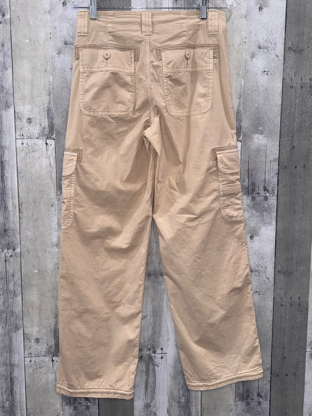 American Eagle Outfitters Beige Cargo Jogger Track Pants Sz. 2 - Picture 10 of 12